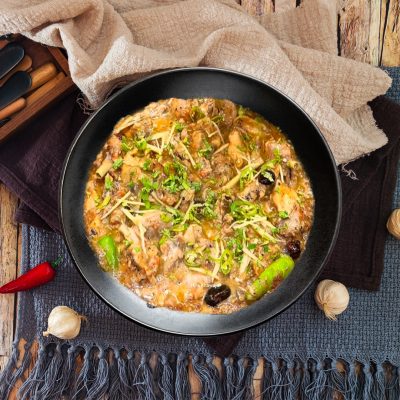 Desi Murgh Makhni Karahi